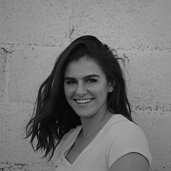 Meet your Posher, Brittanne - Picture 1 of 1